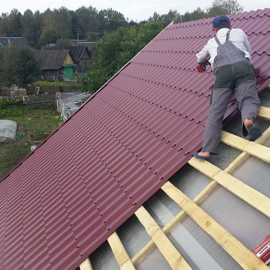 как правильно крепить металлочерепицу